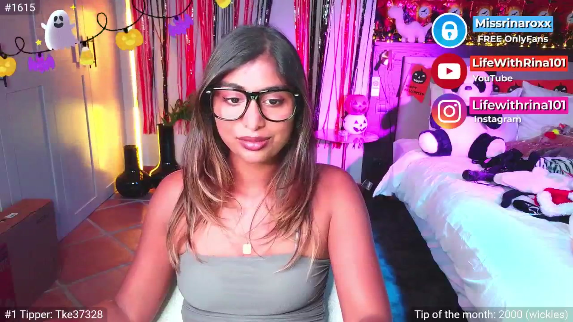 Gallery image thumbnail from Missrinaroxx's myfreecams stream on, 10/24/2025, 20:27 image 5 of 20
