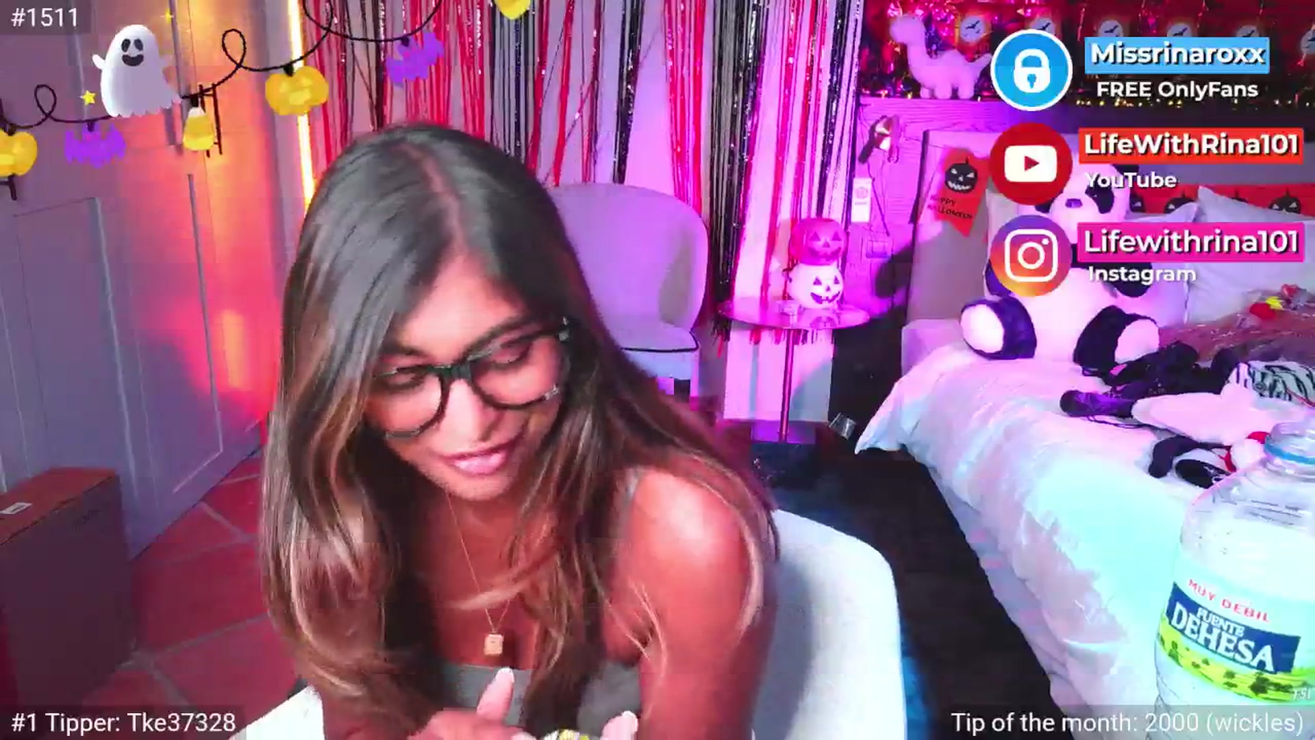 Gallery image thumbnail from Missrinaroxx's myfreecams stream on, 10/24/2025, 20:27 image 13 of 20