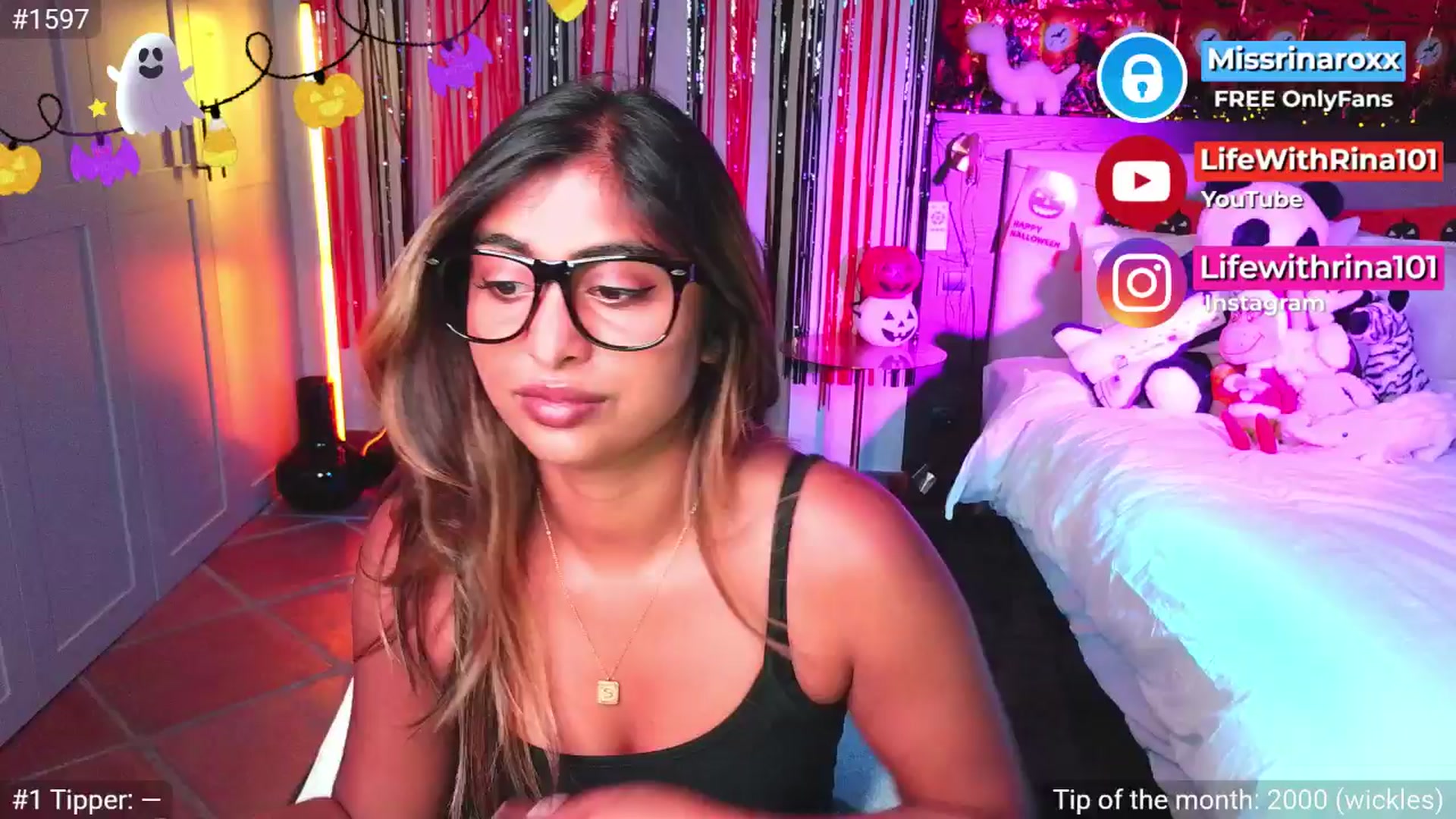 Gallery image thumbnail from Missrinaroxx's myfreecams stream on, 10/26/2025, 20:51 image 6 of 20