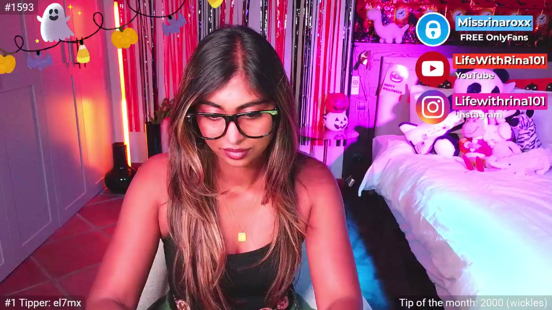 Gallery image thumbnail from Missrinaroxx's myfreecams stream on, 10/26/2025, 20:51 image 17 of 20