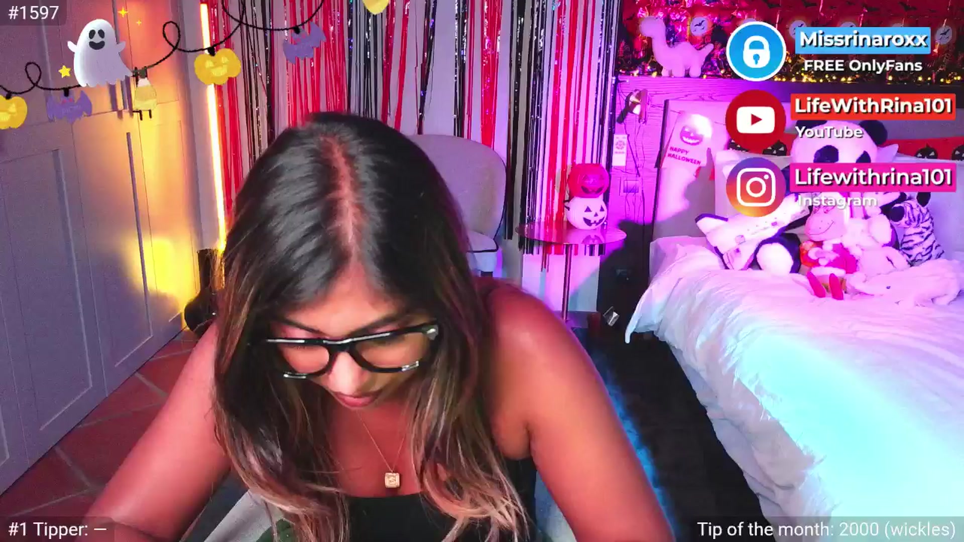 Gallery image thumbnail from Missrinaroxx's myfreecams stream on, 10/26/2025, 20:51 image 2 of 20