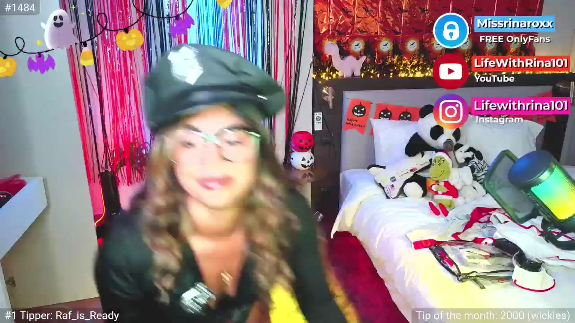 Gallery image thumbnail from Missrinaroxx's myfreecams stream on, 10/27/2025, 21:47 image 13 of 20