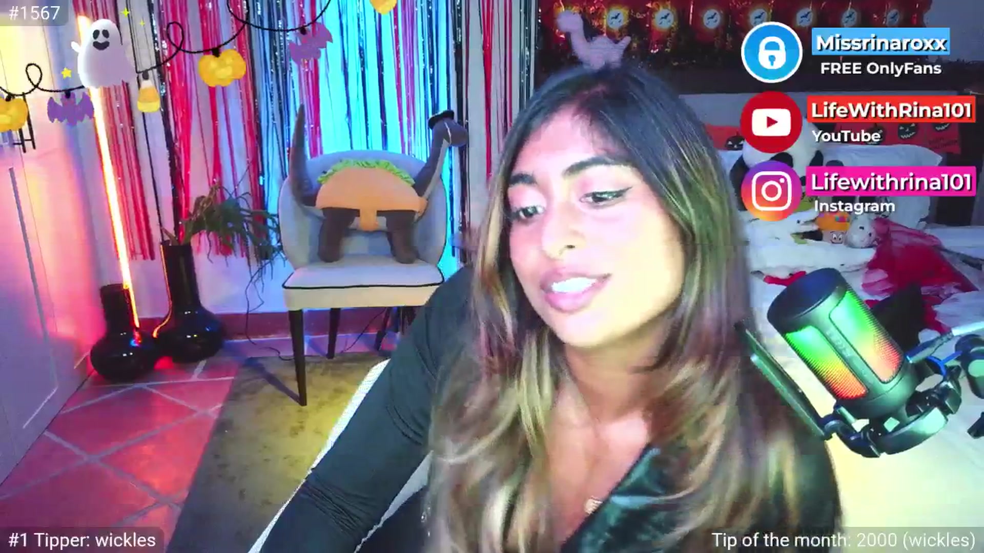 Gallery image thumbnail from Missrinaroxx's myfreecams stream on, 10/31/2025, 21:08 image 20 of 20