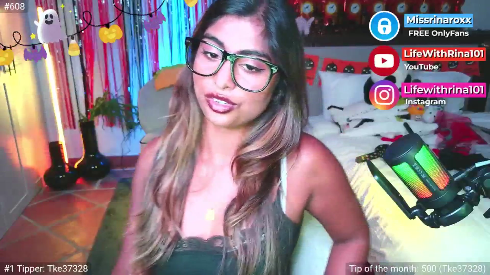 Gallery image thumbnail from Missrinaroxx's myfreecams stream on, 11/01/2025, 21:55 image 9 of 20