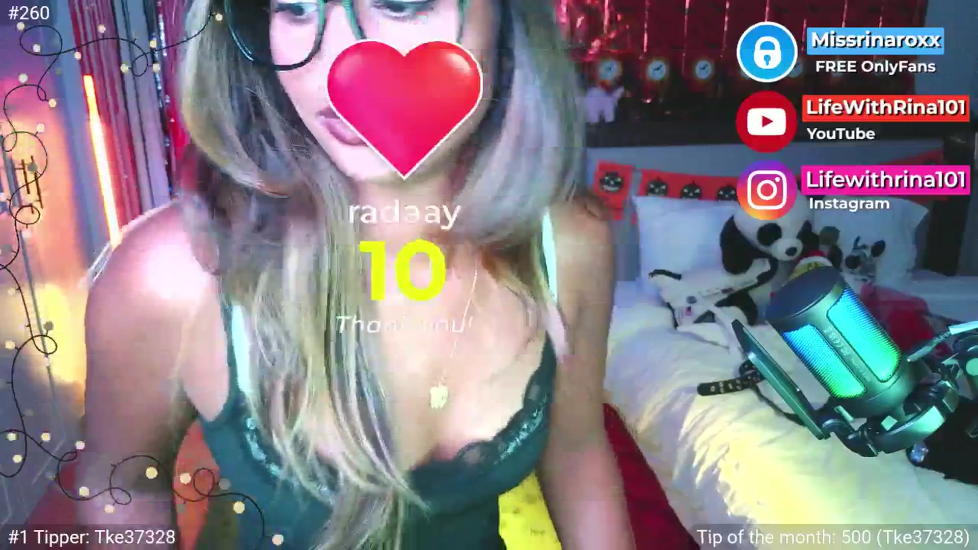 Gallery image thumbnail from Missrinaroxx's myfreecams stream on, 11/01/2025, 21:55 image 16 of 20