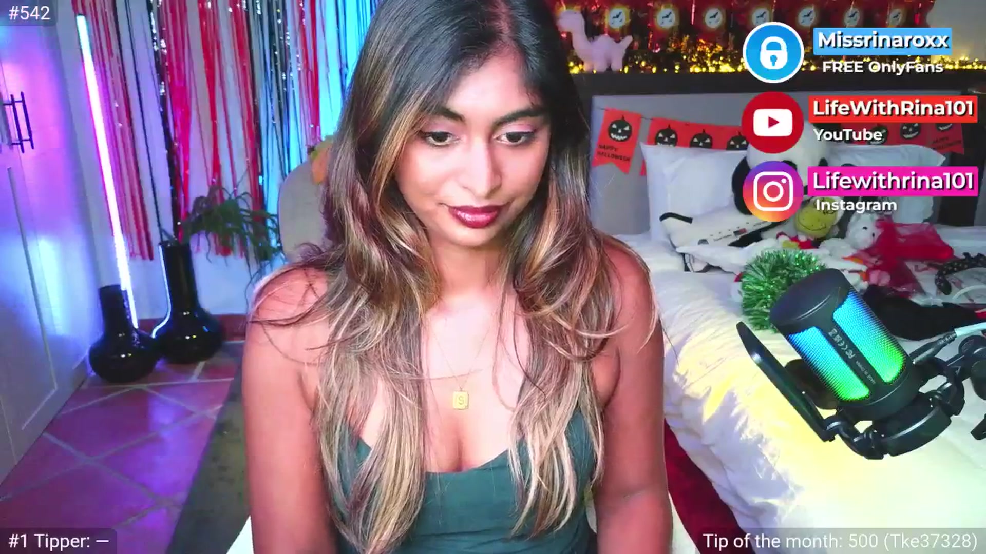 Gallery image thumbnail from Missrinaroxx's myfreecams stream on, 11/02/2025, 21:39 image 4 of 20