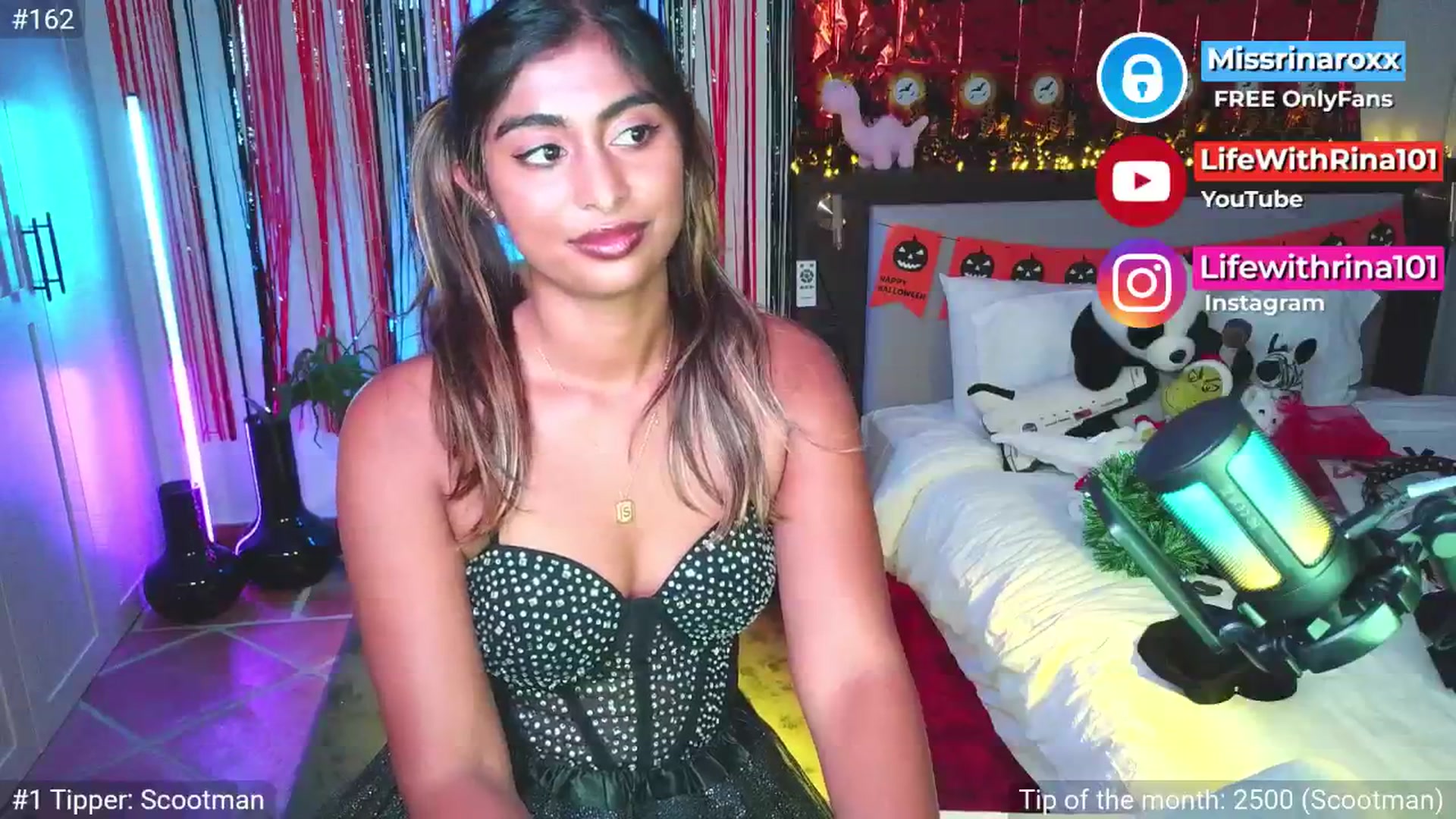 Gallery image thumbnail from Missrinaroxx's myfreecams stream on, 11/02/2025, 21:39 image 17 of 20