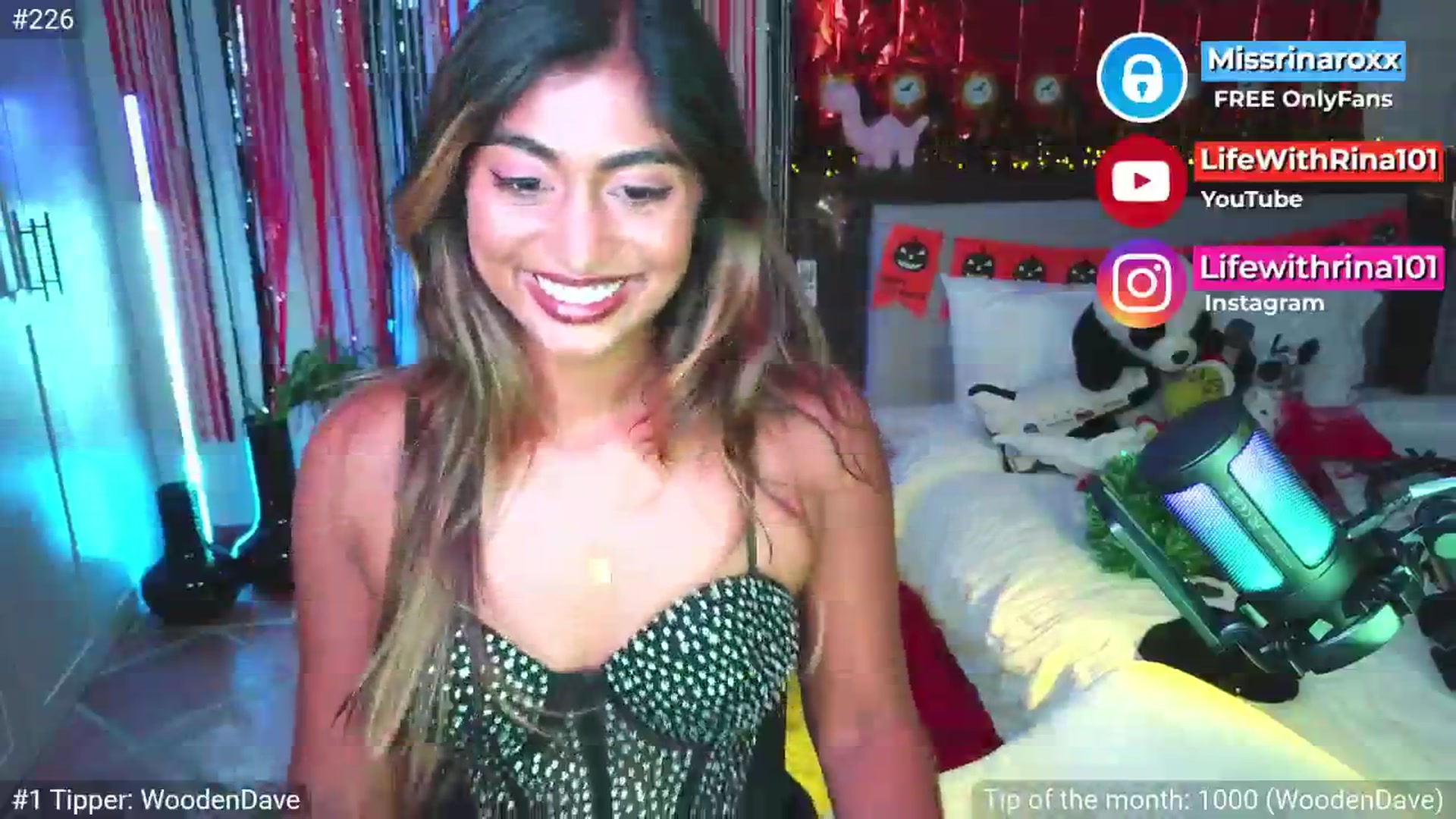 Gallery image thumbnail from Missrinaroxx's myfreecams stream on, 11/02/2025, 21:39 image 13 of 20