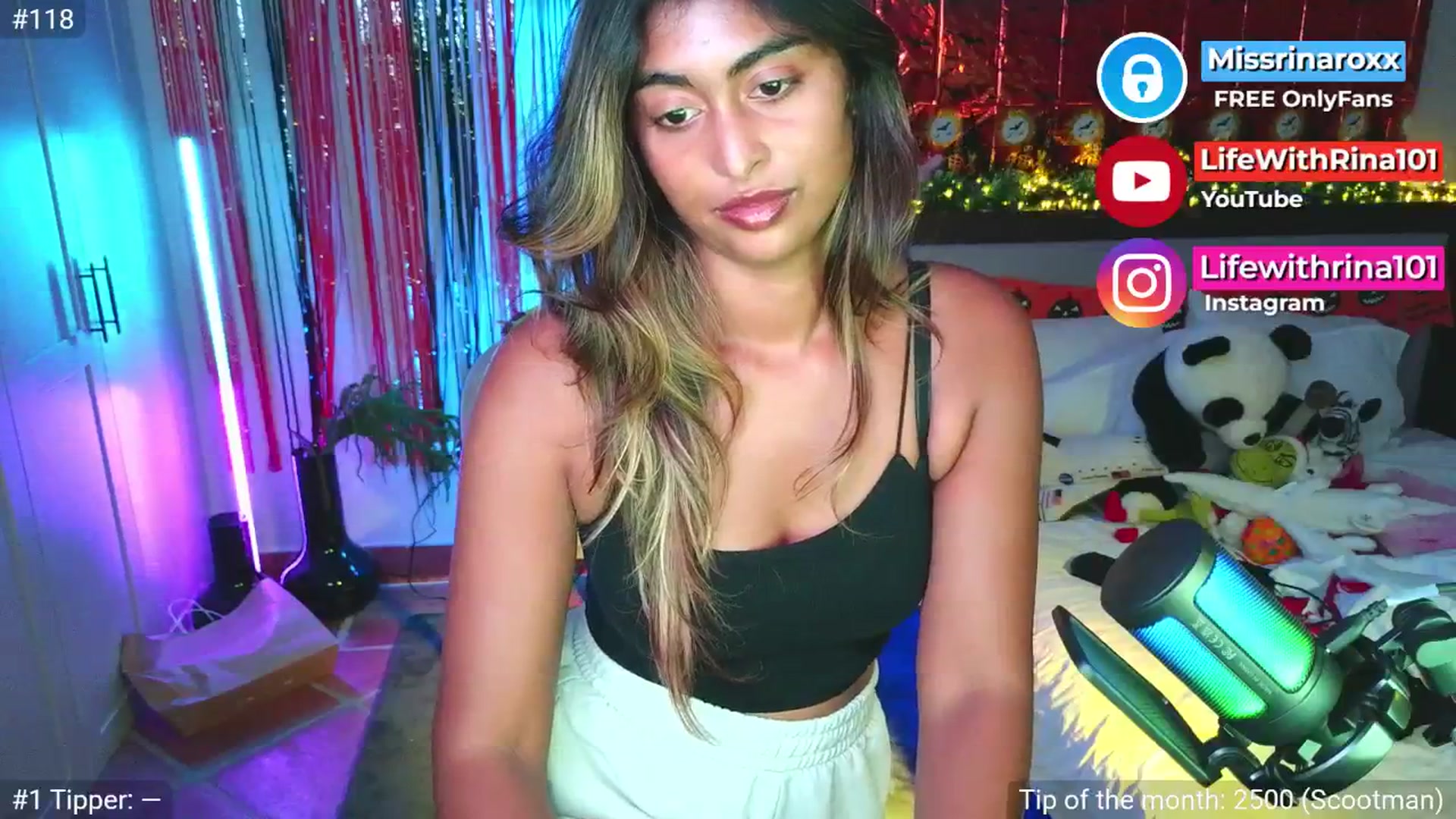 Gallery image thumbnail from Missrinaroxx's myfreecams stream on, 11/04/2025, 21:23 image 2 of 20