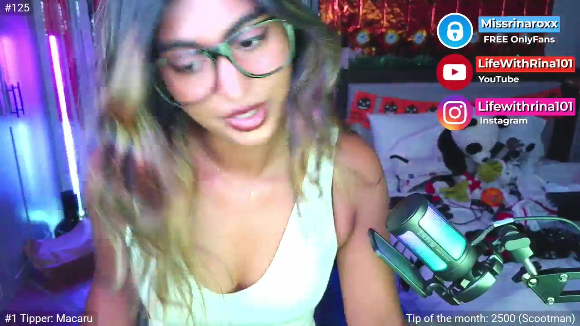 Gallery image thumbnail from Missrinaroxx's myfreecams stream on, 11/05/2025, 21:05 image 8 of 20