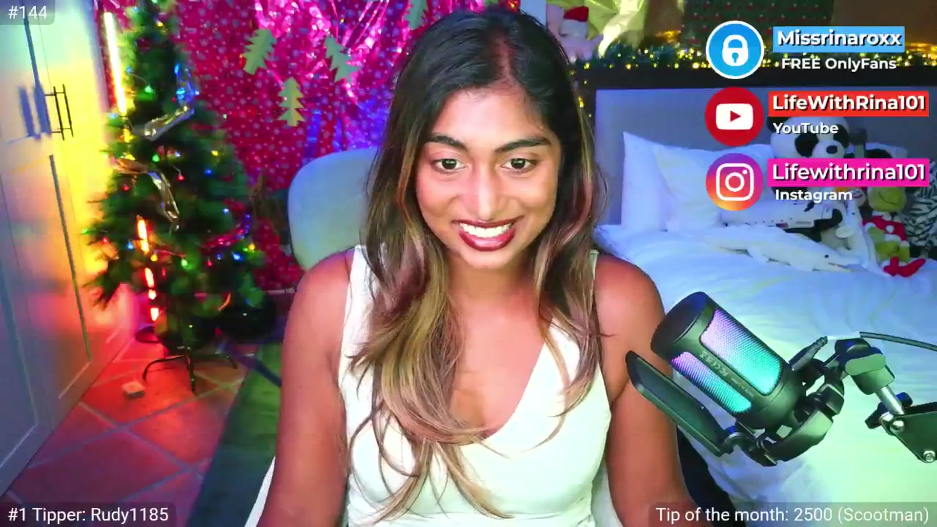 Gallery image thumbnail from Missrinaroxx's myfreecams stream on, 11/09/2025, 22:32 image 6 of 20