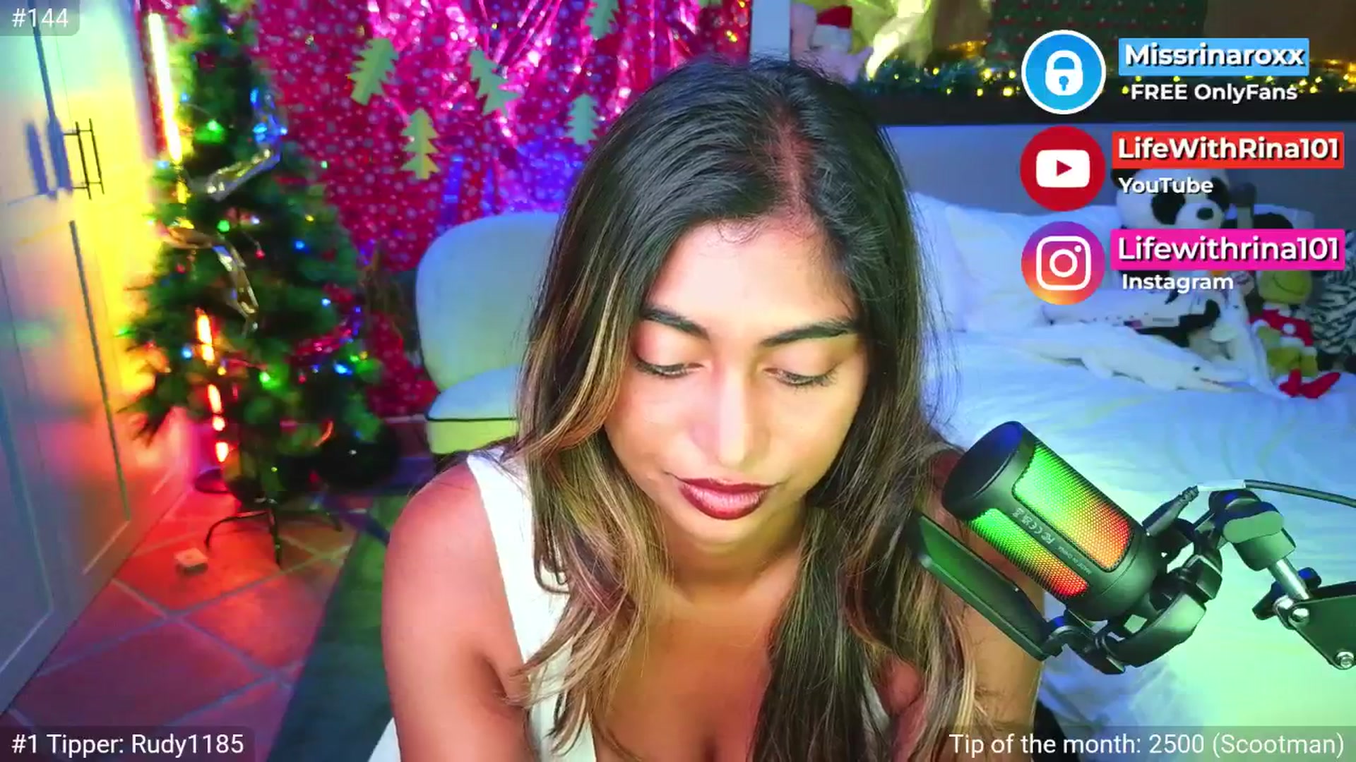 Gallery image thumbnail from Missrinaroxx's myfreecams stream on, 11/09/2025, 22:32 image 4 of 20