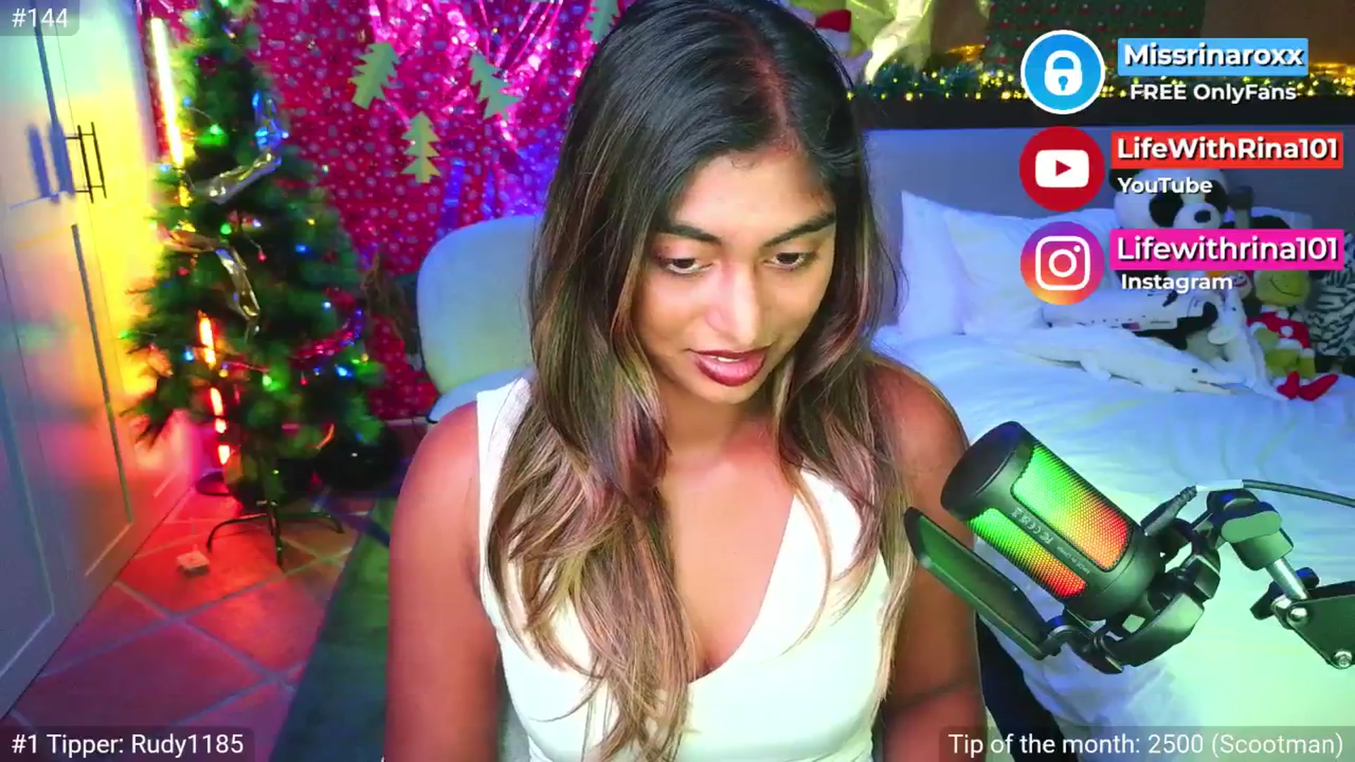 Gallery image thumbnail from Missrinaroxx's myfreecams stream on, 11/09/2025, 22:32 image 7 of 20