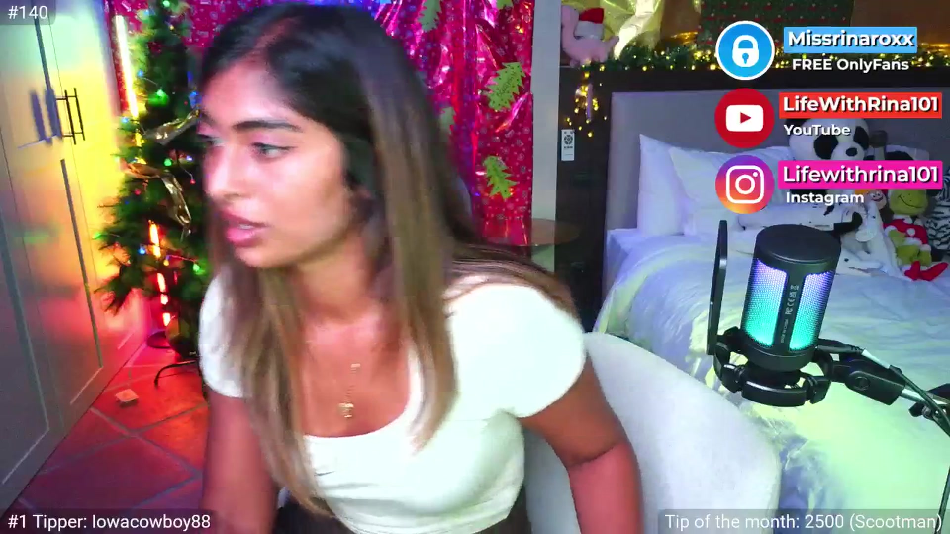 Gallery image thumbnail from Missrinaroxx's myfreecams stream on, 11/10/2025, 22:03 image 17 of 20