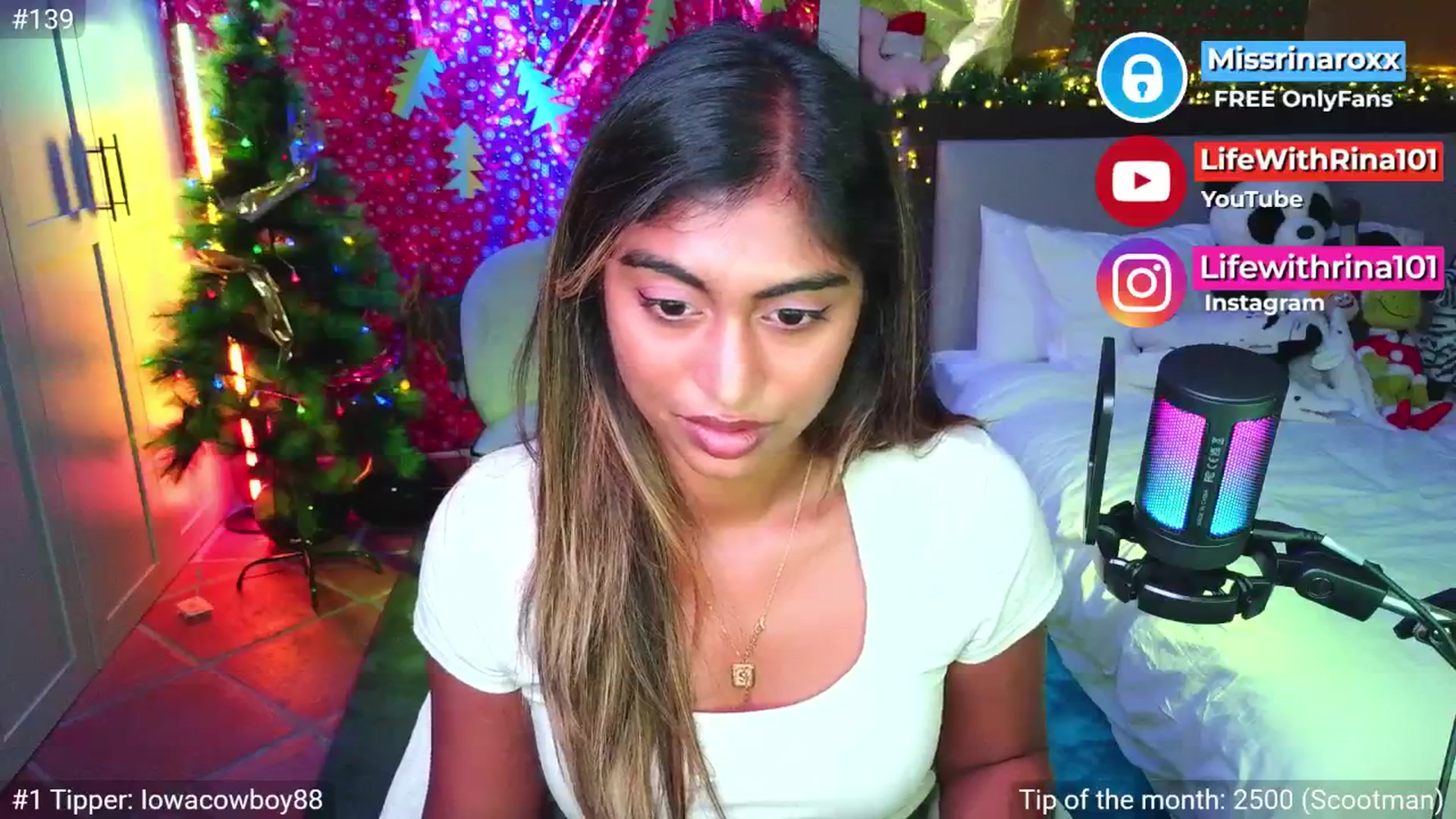 Gallery image thumbnail from Missrinaroxx's myfreecams stream on, 11/10/2025, 22:03 image 18 of 20