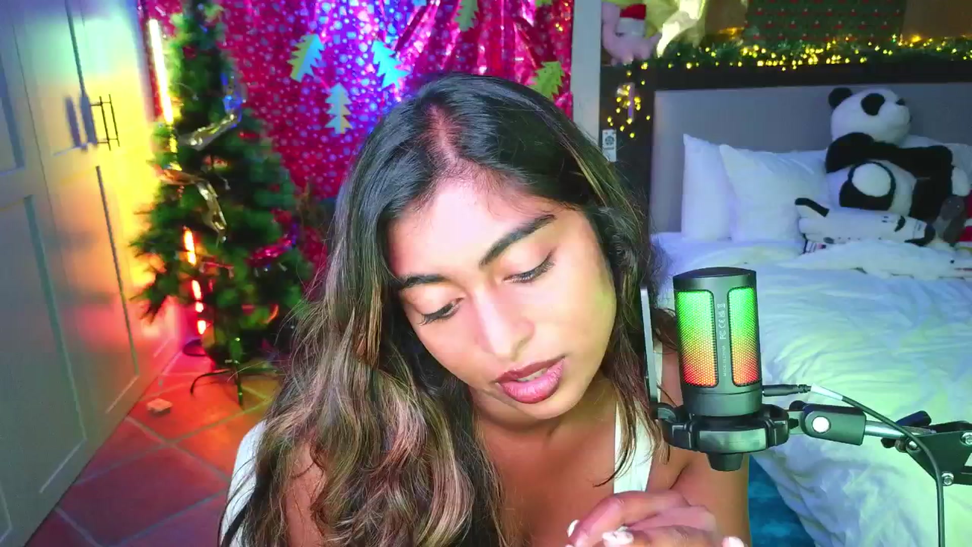 Gallery image thumbnail from Missrinaroxx's myfreecams stream on, 11/13/2025, 20:33 image 3 of 20