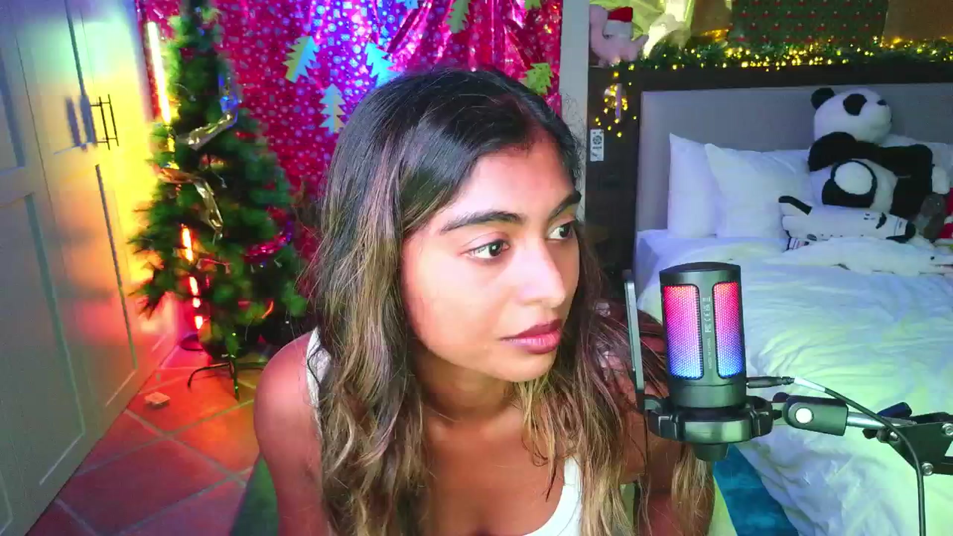 Gallery image thumbnail from Missrinaroxx's myfreecams stream on, 11/13/2025, 20:33 image 1 of 20