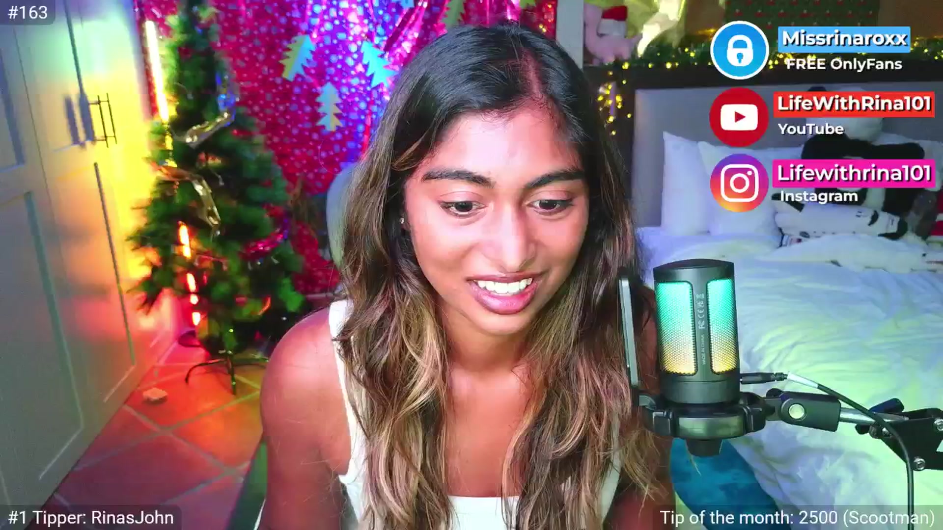 Gallery image thumbnail from Missrinaroxx's myfreecams stream on, 11/13/2025, 21:43 image 17 of 20