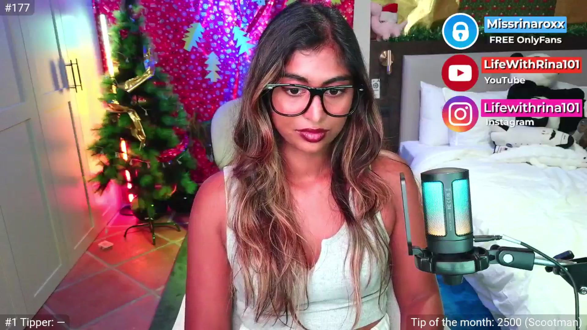 Gallery image thumbnail from Missrinaroxx's myfreecams stream on, 11/14/2025, 21:59 image 10 of 20