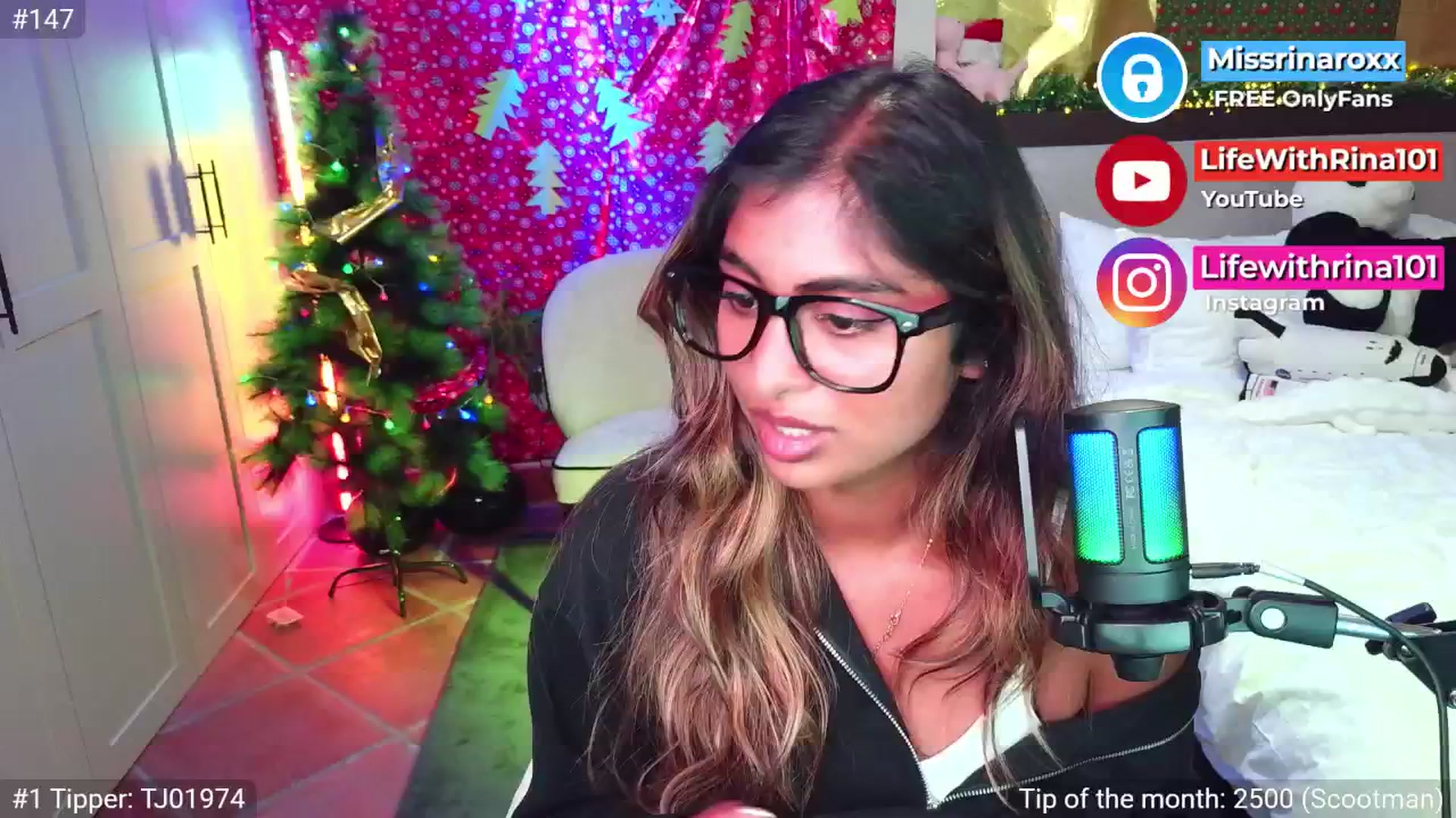 Gallery image thumbnail from Missrinaroxx's myfreecams stream on, 11/15/2025, 22:05 image 13 of 20