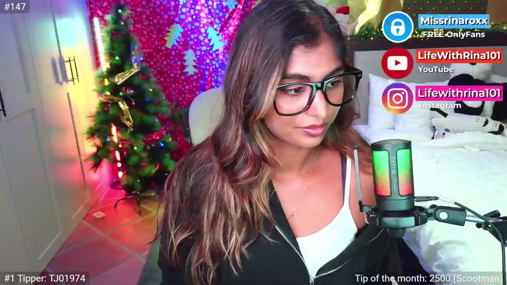 Gallery image thumbnail from Missrinaroxx's myfreecams stream on, 11/15/2025, 22:05 image 14 of 20