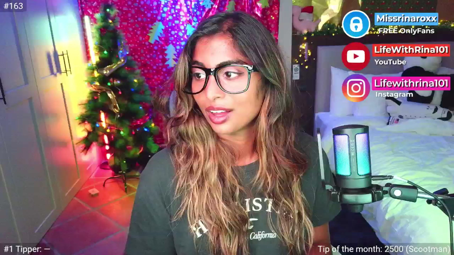Gallery image thumbnail from Missrinaroxx's myfreecams stream on, 11/16/2025, 21:52 image 2 of 20