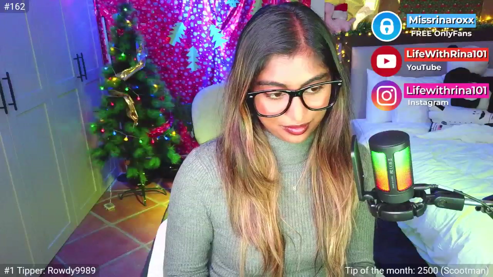 Gallery image thumbnail from Missrinaroxx's myfreecams stream on, 11/18/2025, 22:06 image 13 of 20
