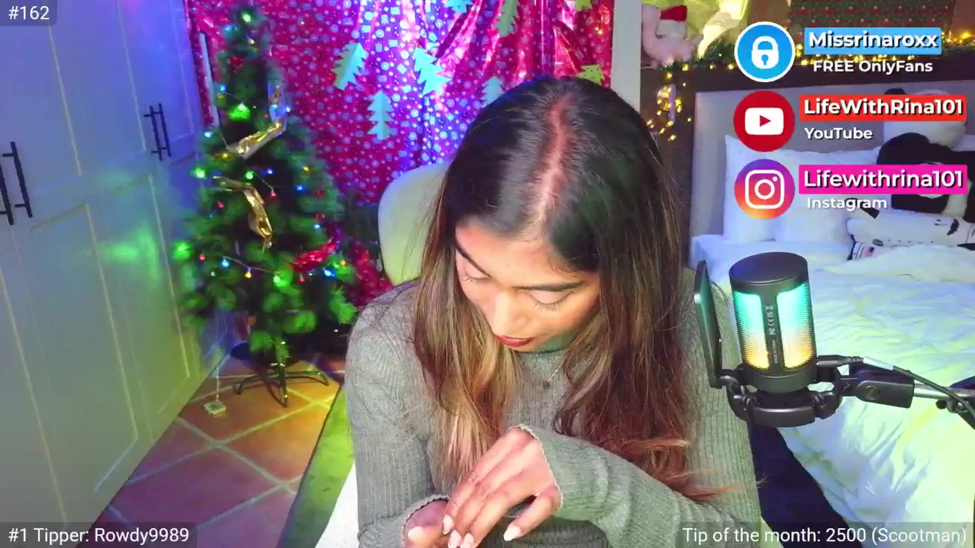 Gallery image thumbnail from Missrinaroxx's myfreecams stream on, 11/18/2025, 22:06 image 10 of 20