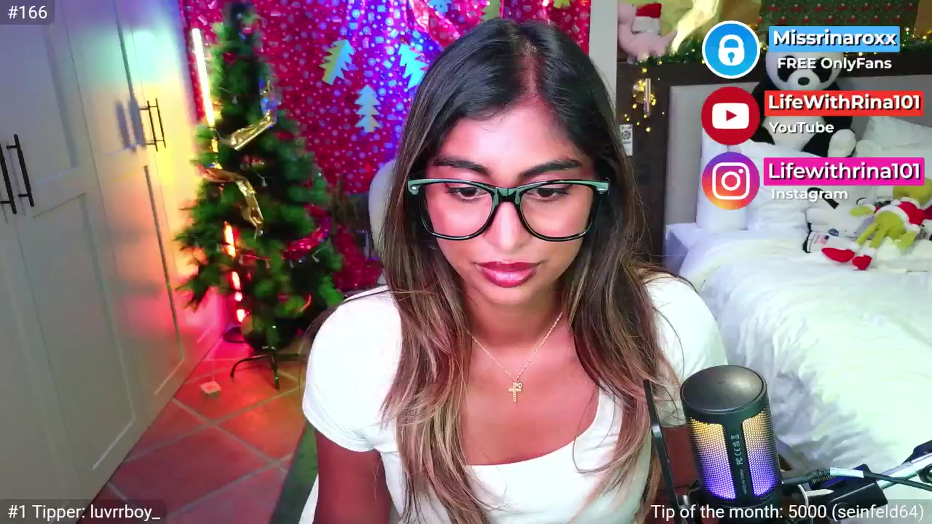 Gallery image thumbnail from Missrinaroxx's myfreecams stream on, 11/19/2025, 21:56 image 5 of 20