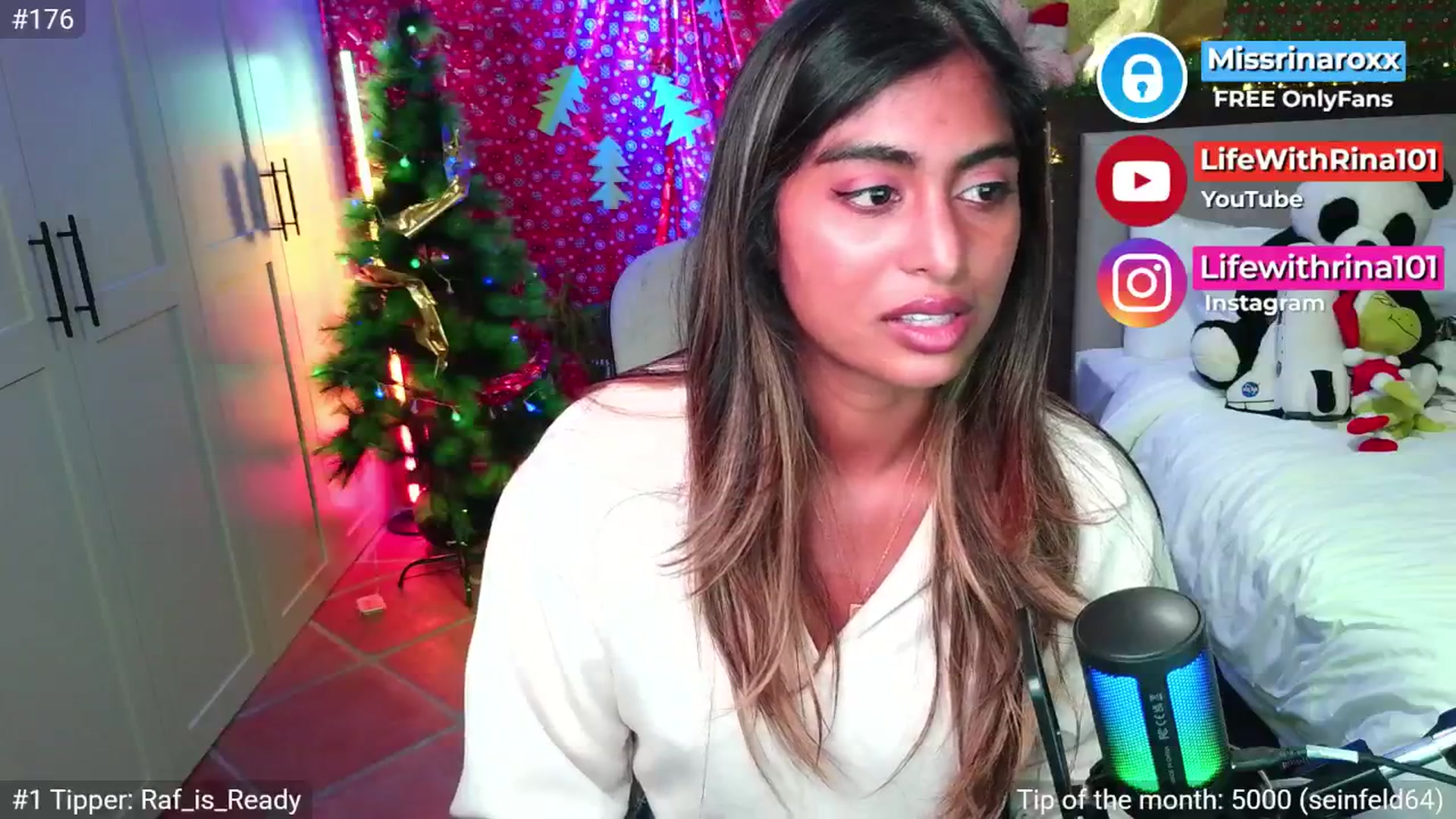 Gallery image thumbnail from Missrinaroxx's myfreecams stream on, 11/21/2025, 22:08 image 9 of 20