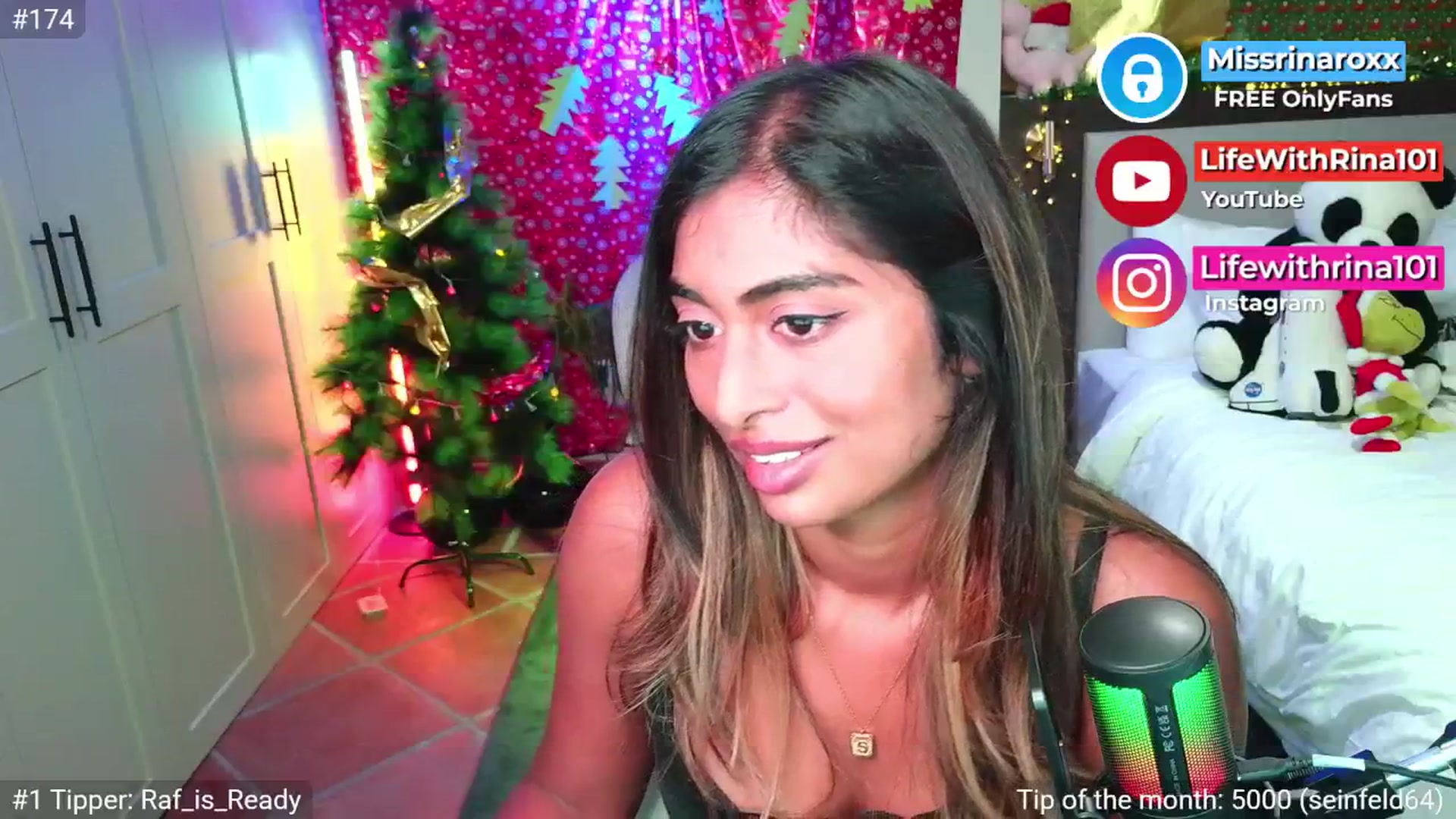 Gallery image thumbnail from Missrinaroxx's myfreecams stream on, 11/21/2025, 22:08 image 15 of 20