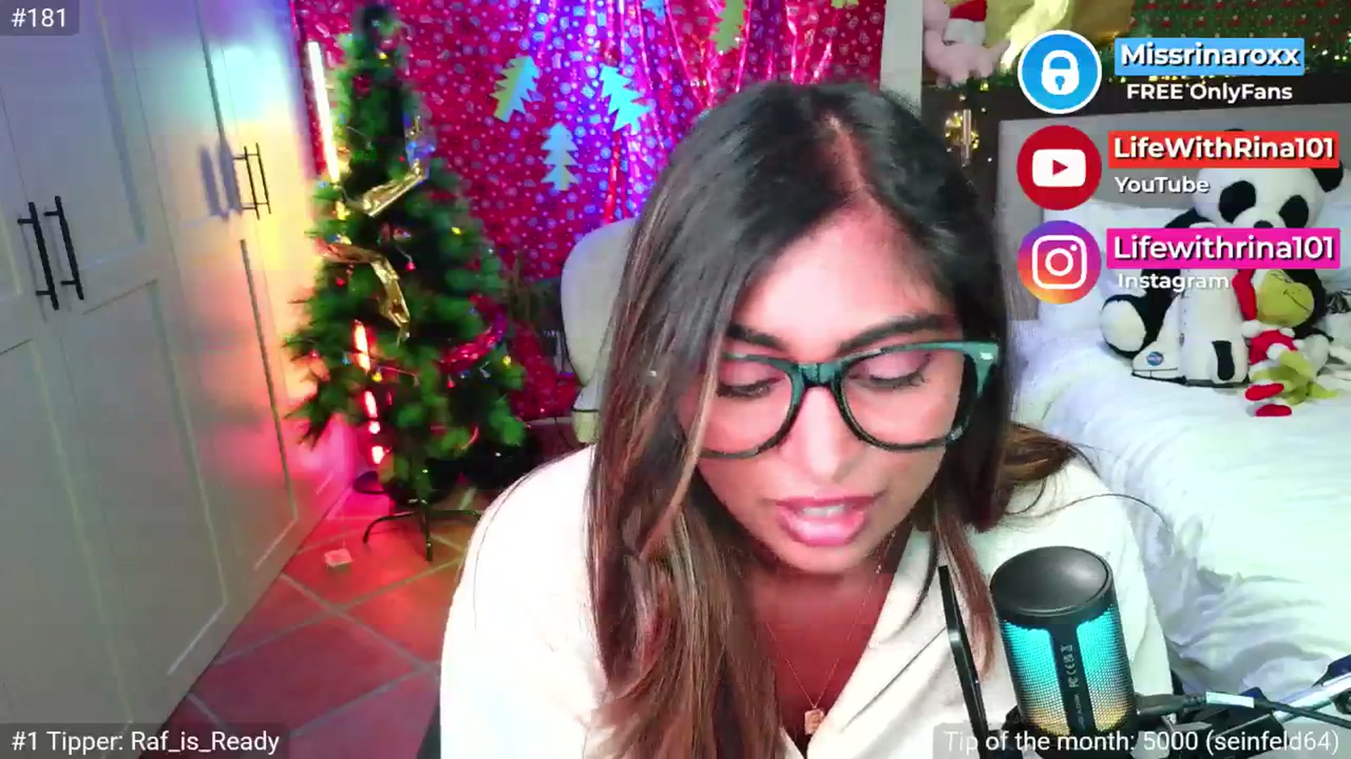 Gallery image thumbnail from Missrinaroxx's myfreecams stream on, 11/21/2025, 22:08 image 6 of 20