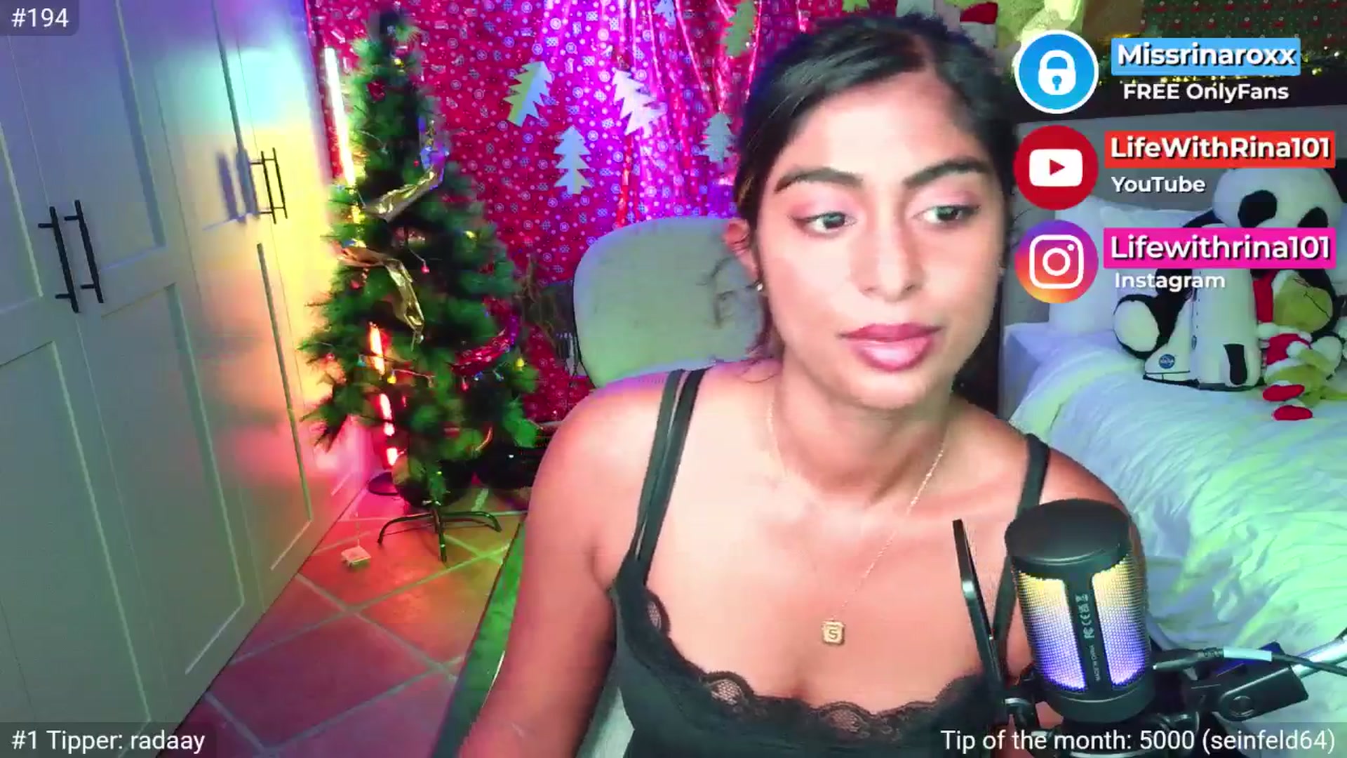 Gallery image thumbnail from Missrinaroxx's myfreecams stream on, 11/23/2025, 22:13 image 3 of 20