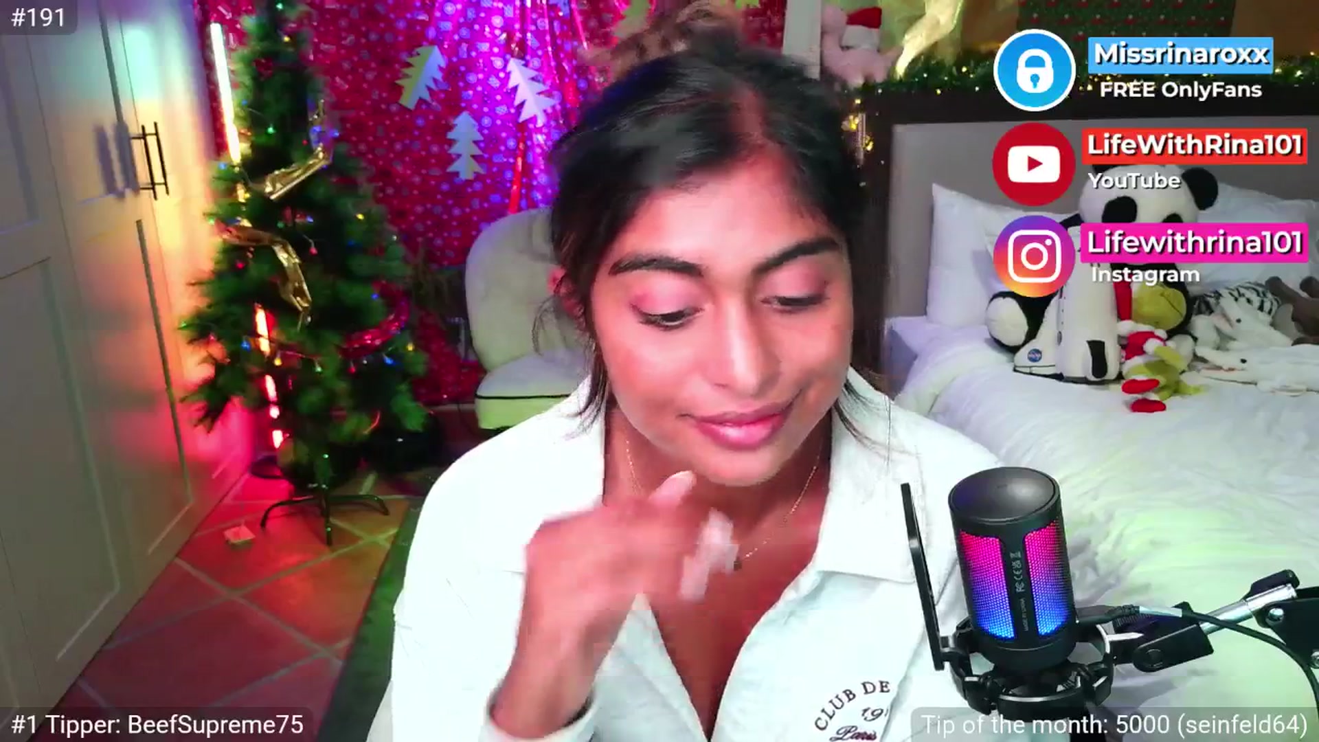Gallery image thumbnail from Missrinaroxx's myfreecams stream on, 11/25/2025, 21:49 image 17 of 20