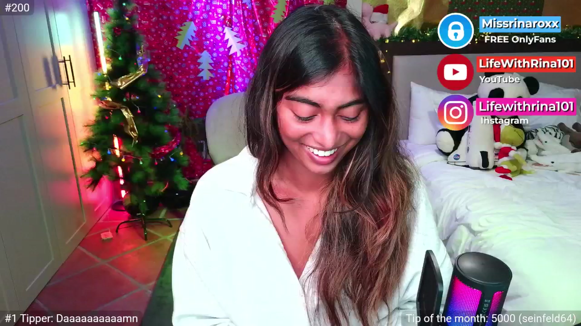 Gallery image thumbnail from Missrinaroxx's myfreecams stream on, 11/26/2025, 21:50 image 13 of 20