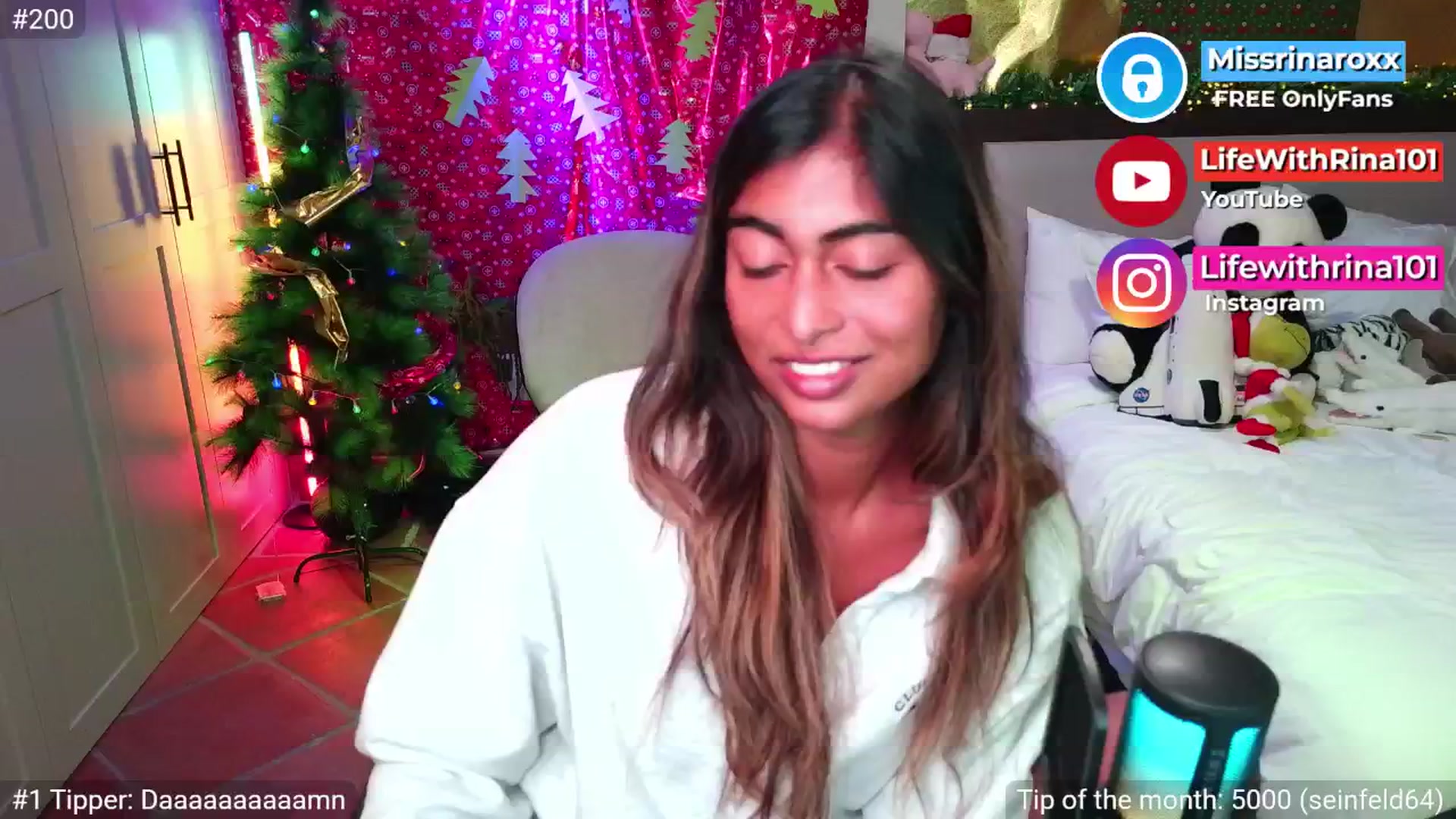 Gallery image thumbnail from Missrinaroxx's myfreecams stream on, 11/26/2025, 21:50 image 11 of 20