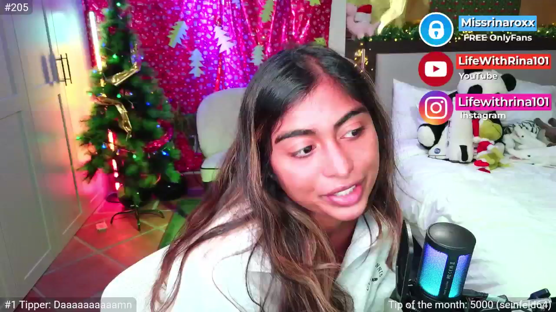 Gallery image thumbnail from Missrinaroxx's myfreecams stream on, 11/26/2025, 21:50 image 7 of 20