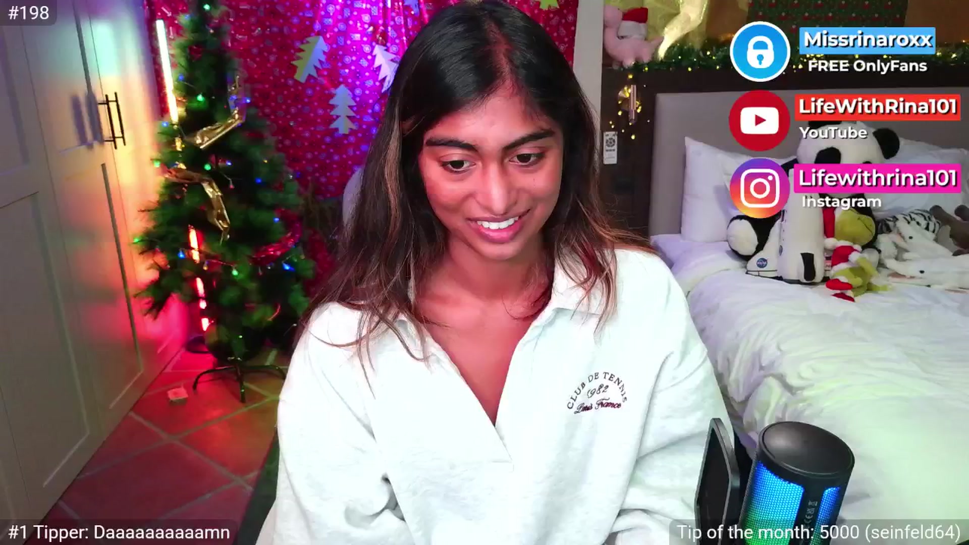 Gallery image thumbnail from Missrinaroxx's myfreecams stream on, 11/26/2025, 21:50 image 15 of 20