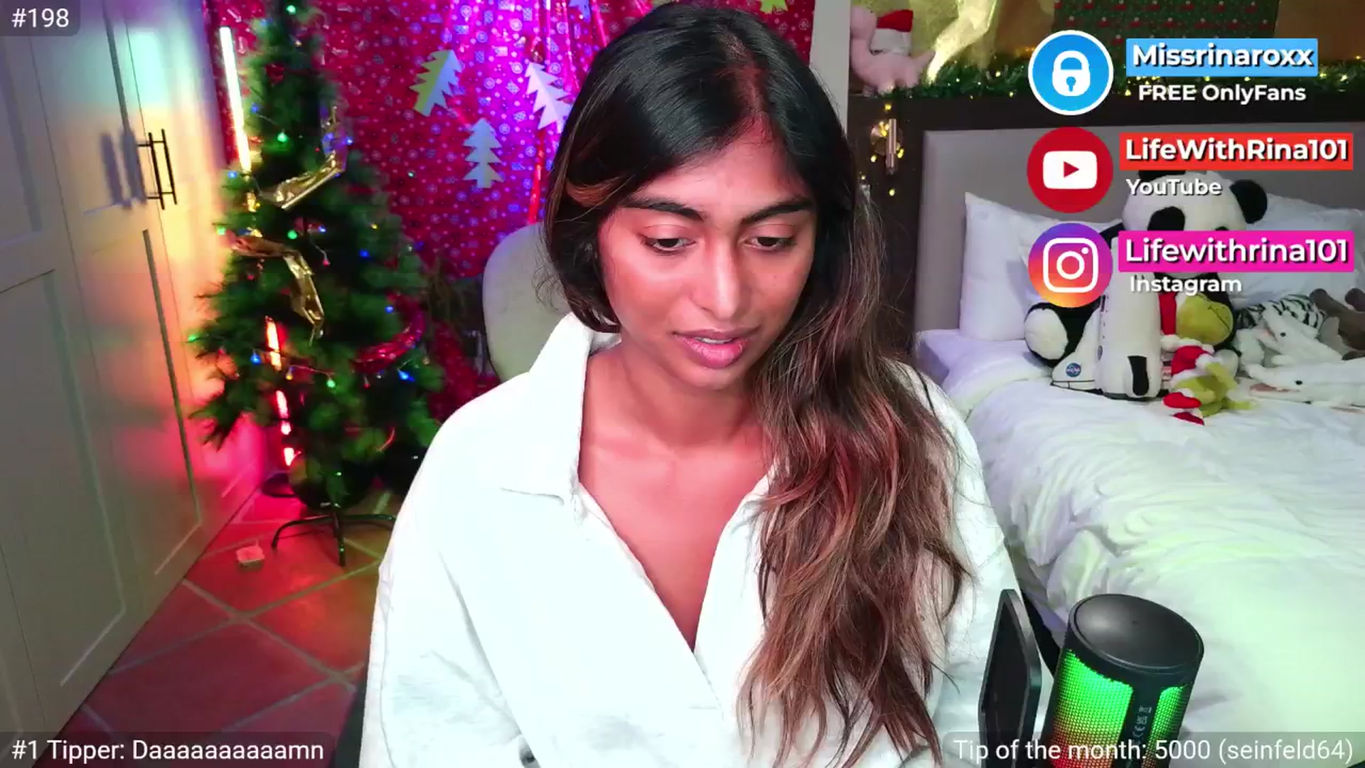 Gallery image thumbnail from Missrinaroxx's myfreecams stream on, 11/26/2025, 21:50 image 16 of 20