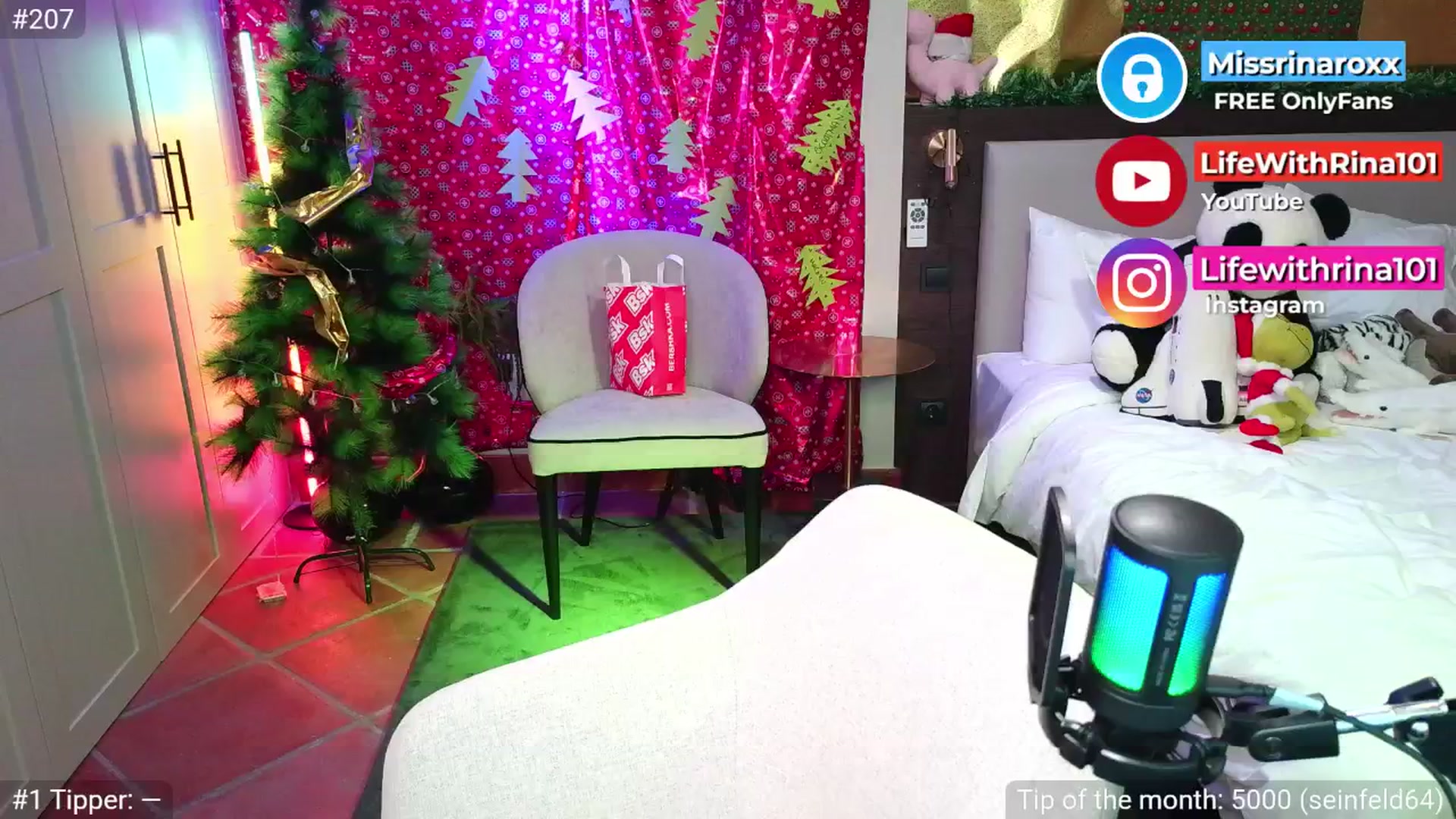 Gallery image thumbnail from Missrinaroxx's myfreecams stream on, 11/27/2025, 21:49 image 7 of 20