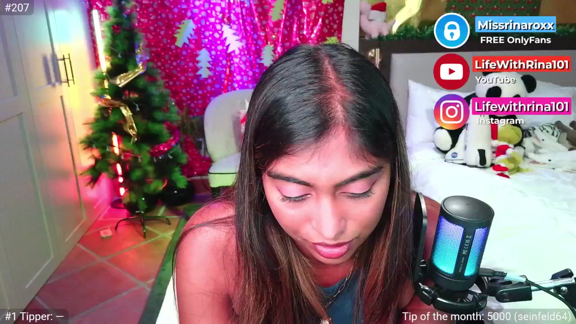 Gallery image thumbnail from Missrinaroxx's myfreecams stream on, 11/27/2025, 21:49 image 12 of 20