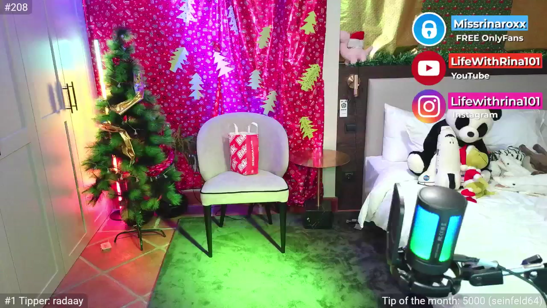 Gallery image thumbnail from Missrinaroxx's myfreecams stream on, 11/27/2025, 21:49 image 19 of 20