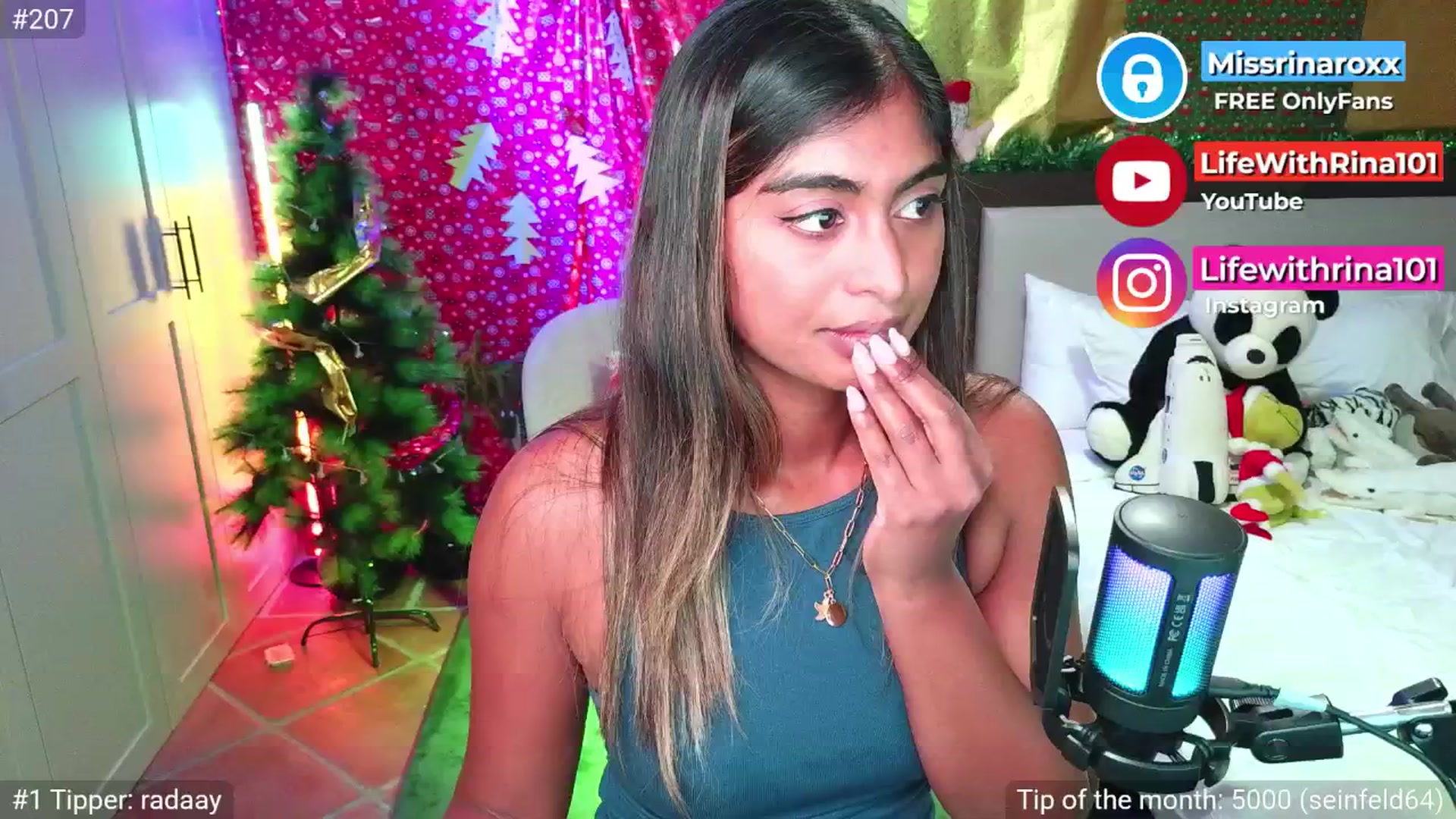 Gallery image thumbnail from Missrinaroxx's myfreecams stream on, 11/27/2025, 21:49 image 18 of 20