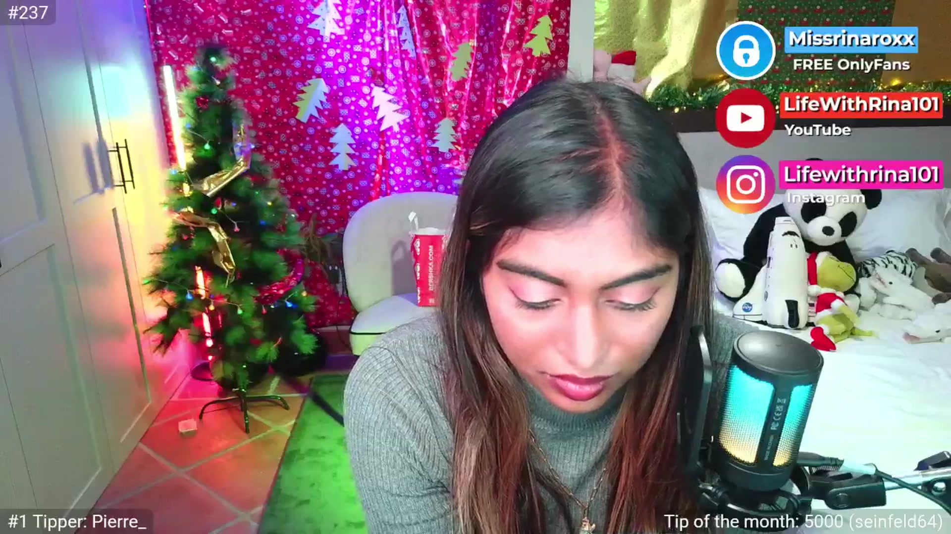 Gallery image thumbnail from Missrinaroxx's myfreecams stream on, 11/30/2025, 03:24 image 3 of 20