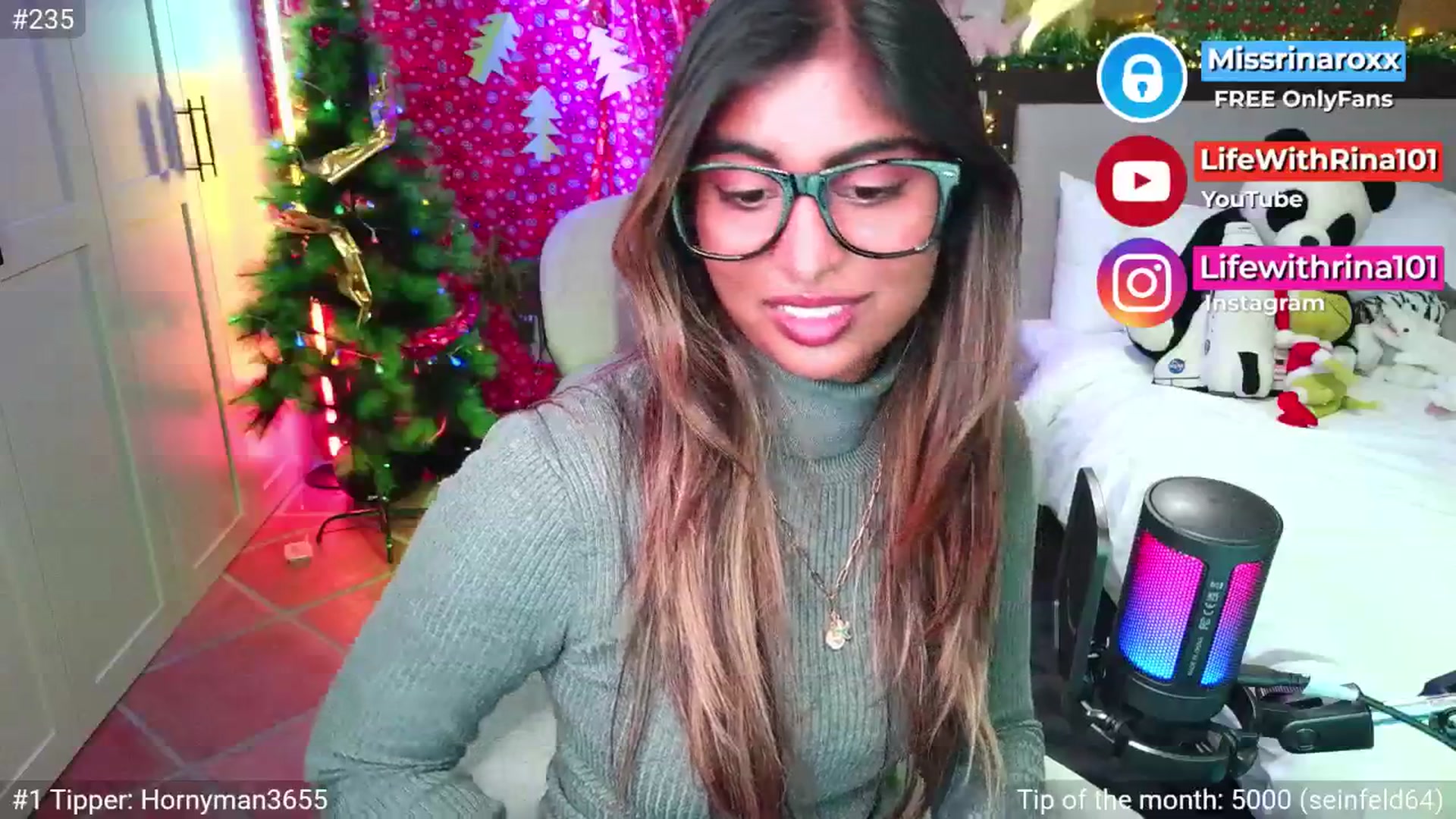 Gallery image thumbnail from Missrinaroxx's myfreecams stream on, 11/30/2025, 03:24 image 16 of 20