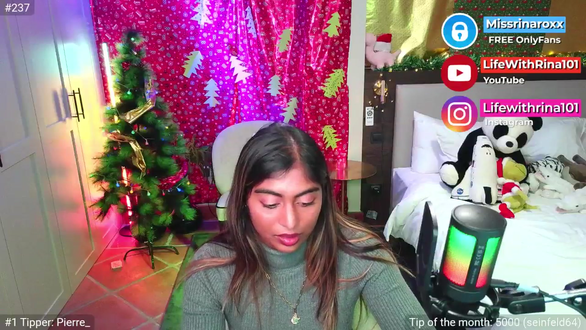 Gallery image thumbnail from Missrinaroxx's myfreecams stream on, 11/30/2025, 03:24 image 11 of 20