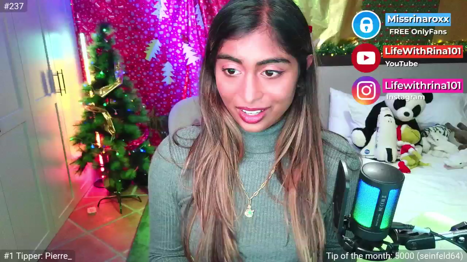 Gallery image thumbnail from Missrinaroxx's myfreecams stream on, 11/30/2025, 03:24 image 1 of 20