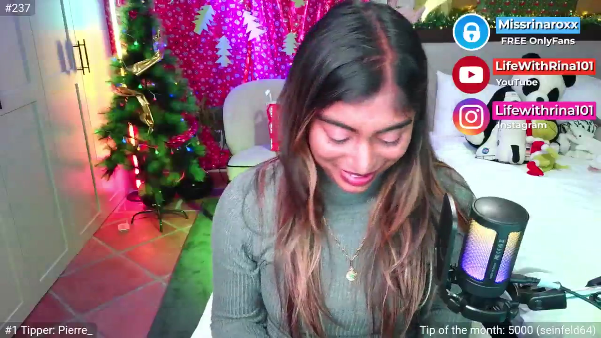 Gallery image thumbnail from Missrinaroxx's myfreecams stream on, 11/30/2025, 03:24 image 13 of 20