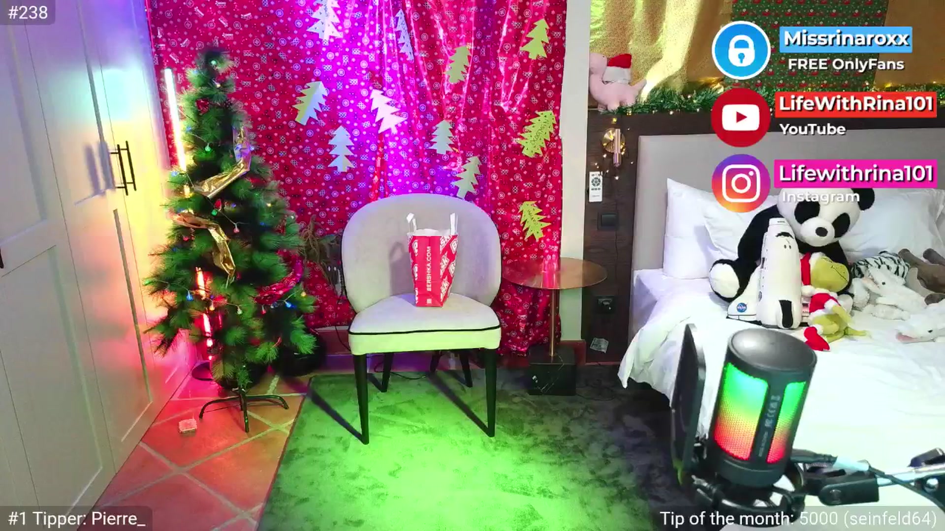 Gallery image thumbnail from Missrinaroxx's myfreecams stream on, 11/30/2025, 03:24 image 7 of 20