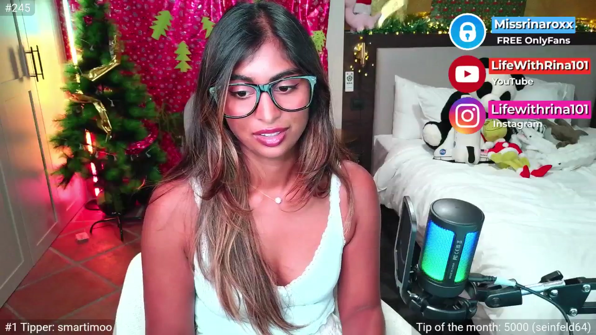 Gallery image thumbnail from Missrinaroxx's myfreecams stream on, 11/30/2025, 22:24 image 9 of 20